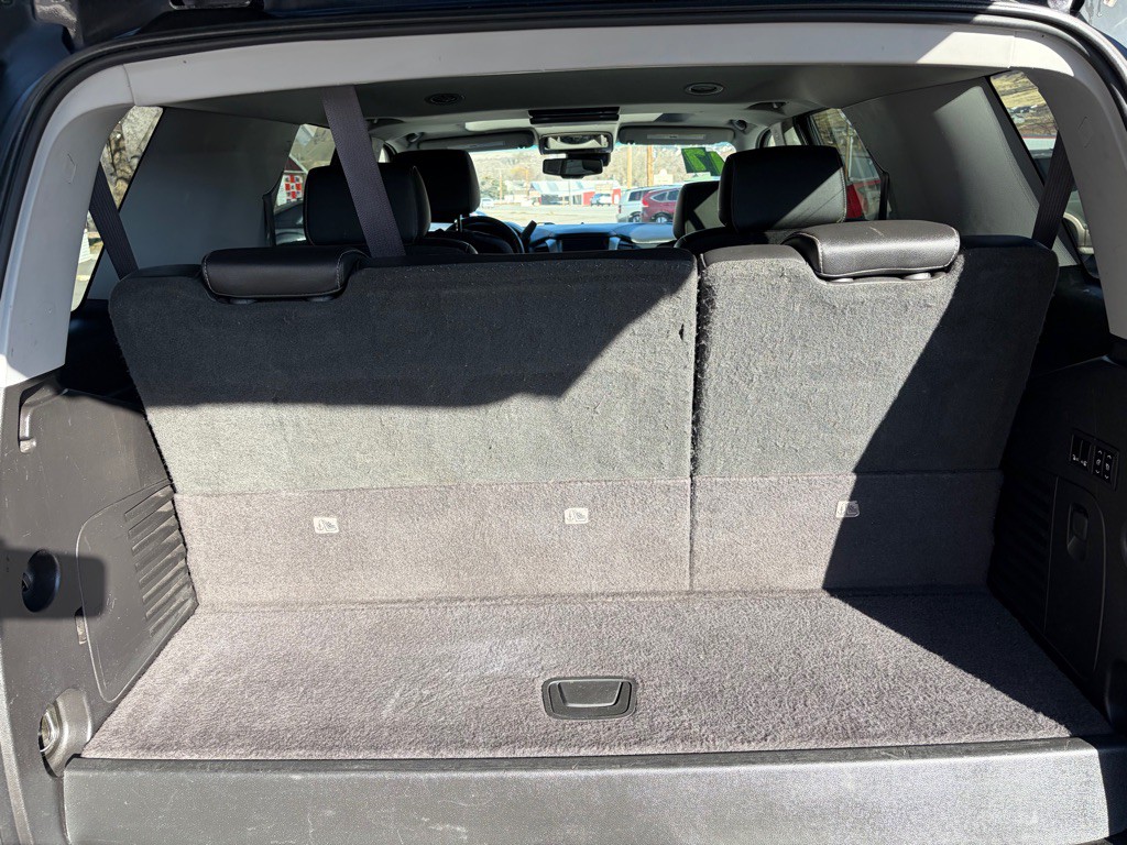 2017 Chevrolet Tahoe Image 32