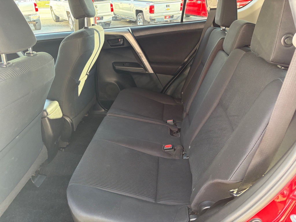2017 Toyota Rav4 Image 17