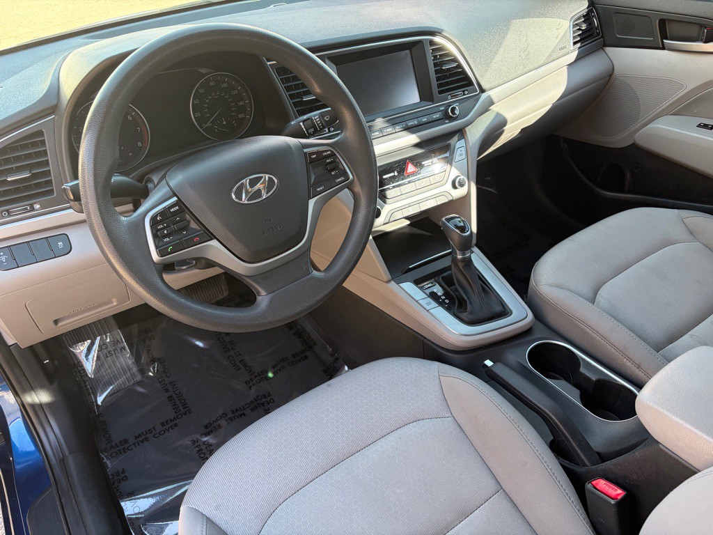 2017 Hyundai Elantra Image 14