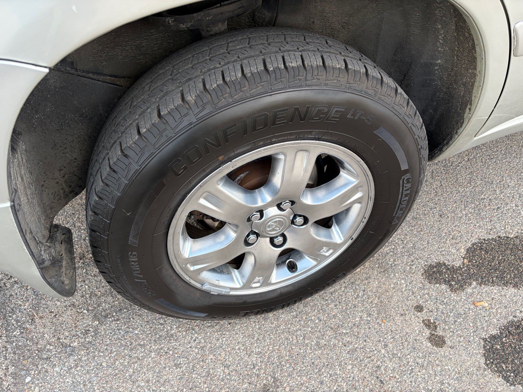 2004 Toyota Highlander Image 20