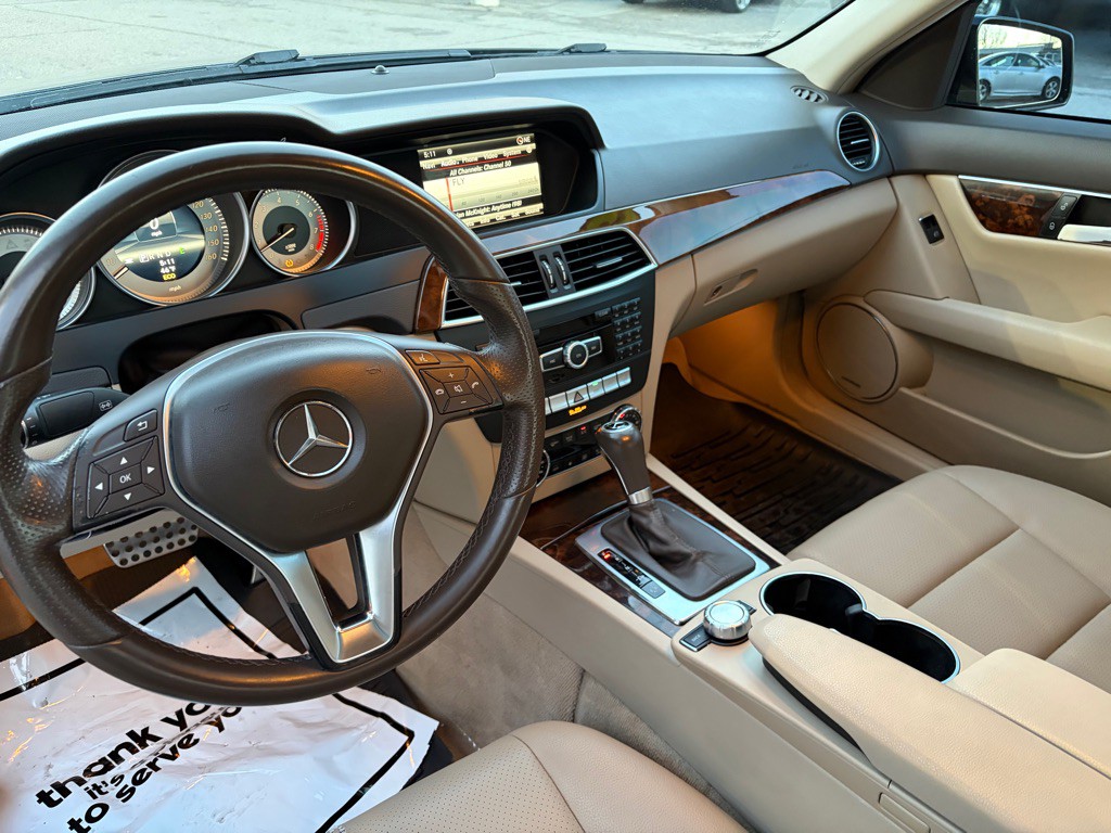 2013 Mercedes-Benz C-Class Image 14