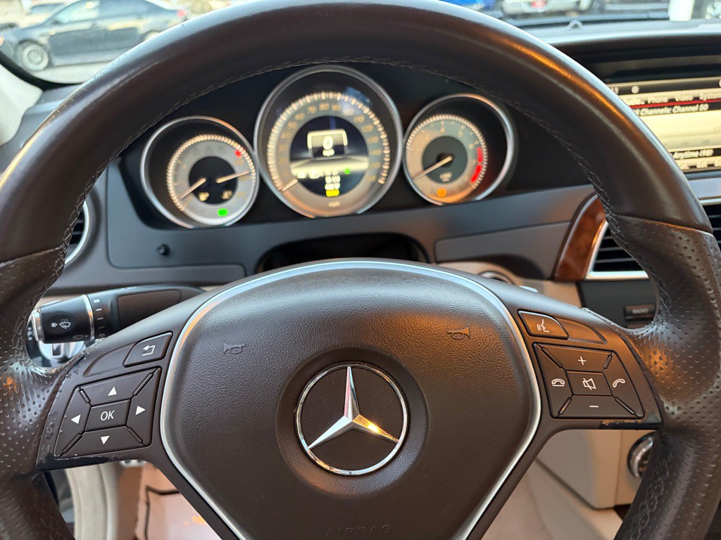 2013 Mercedes-Benz C-Class Image 15