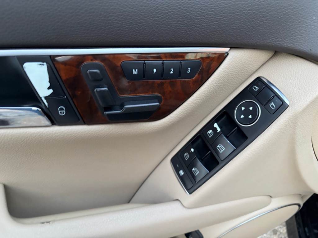 2013 Mercedes-Benz C-Class Image 17