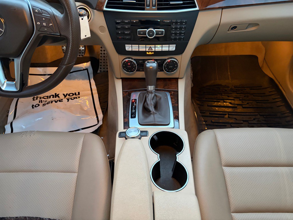 2013 Mercedes-Benz C-Class Image 21