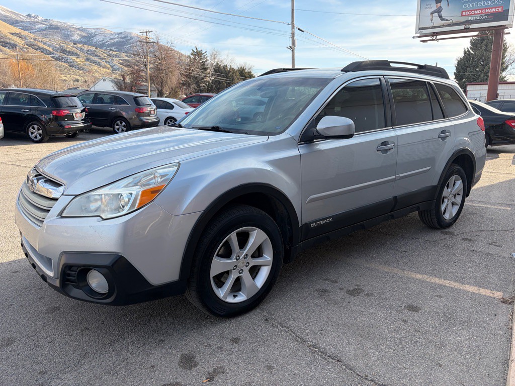 2014 Subaru Outback Image 3