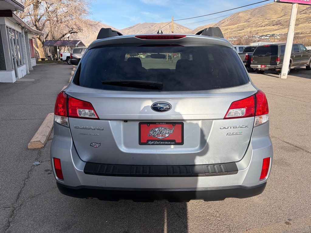 2014 Subaru Outback Image 6