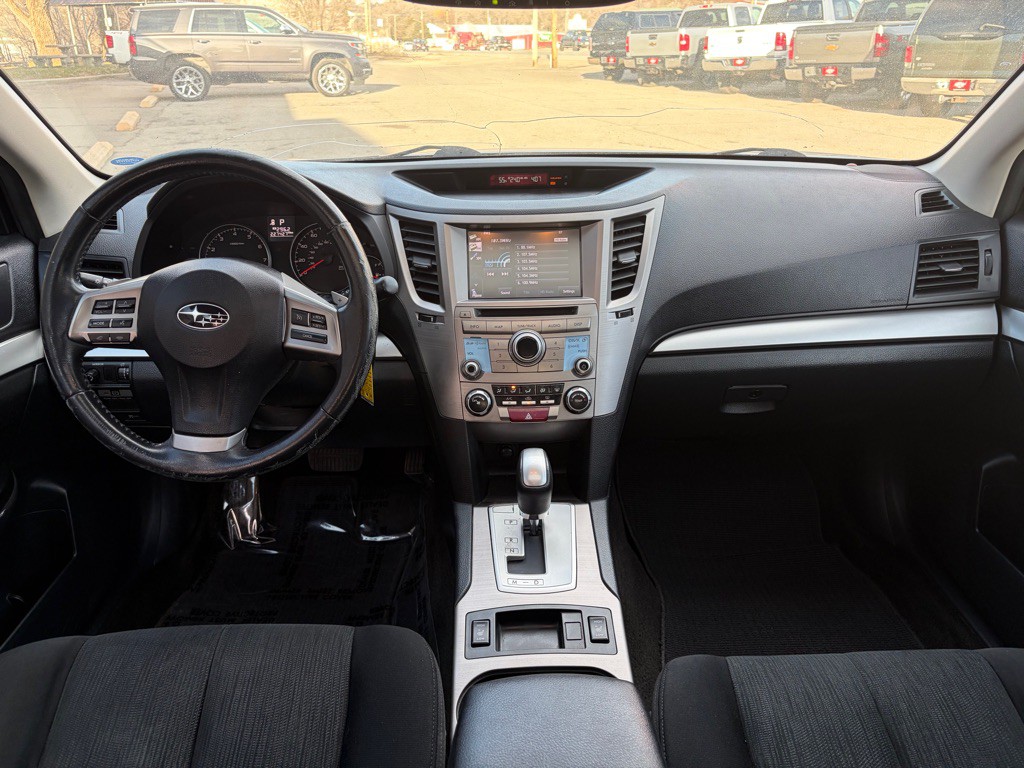 2014 Subaru Outback Image 11