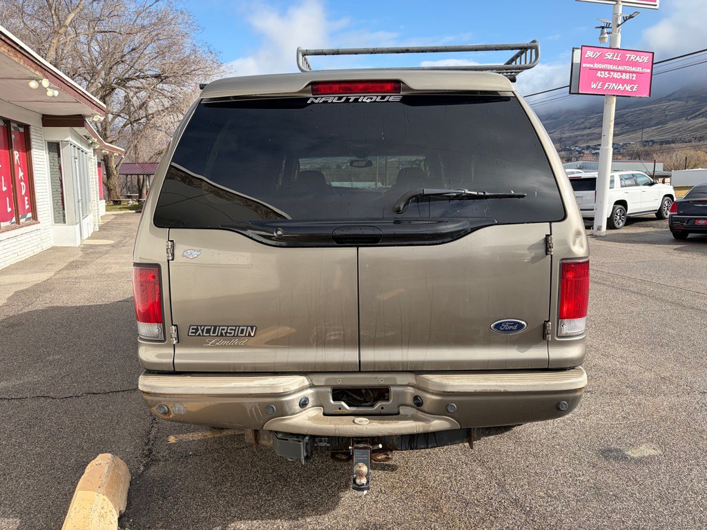 2004 Ford Excursion Image 6