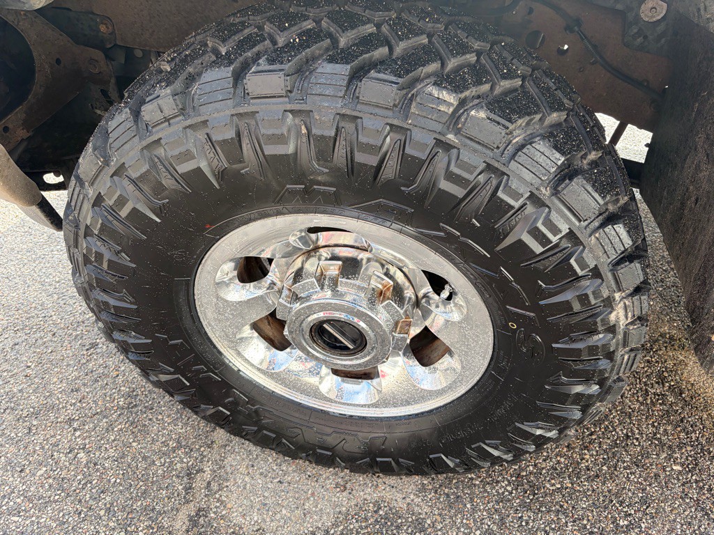 2004 Ford Excursion Image 9