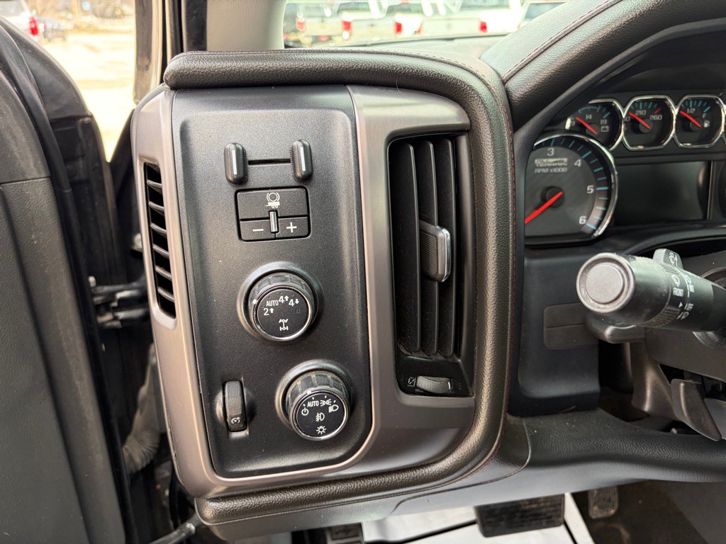 2017 GMC Sierra 1500 Image 16