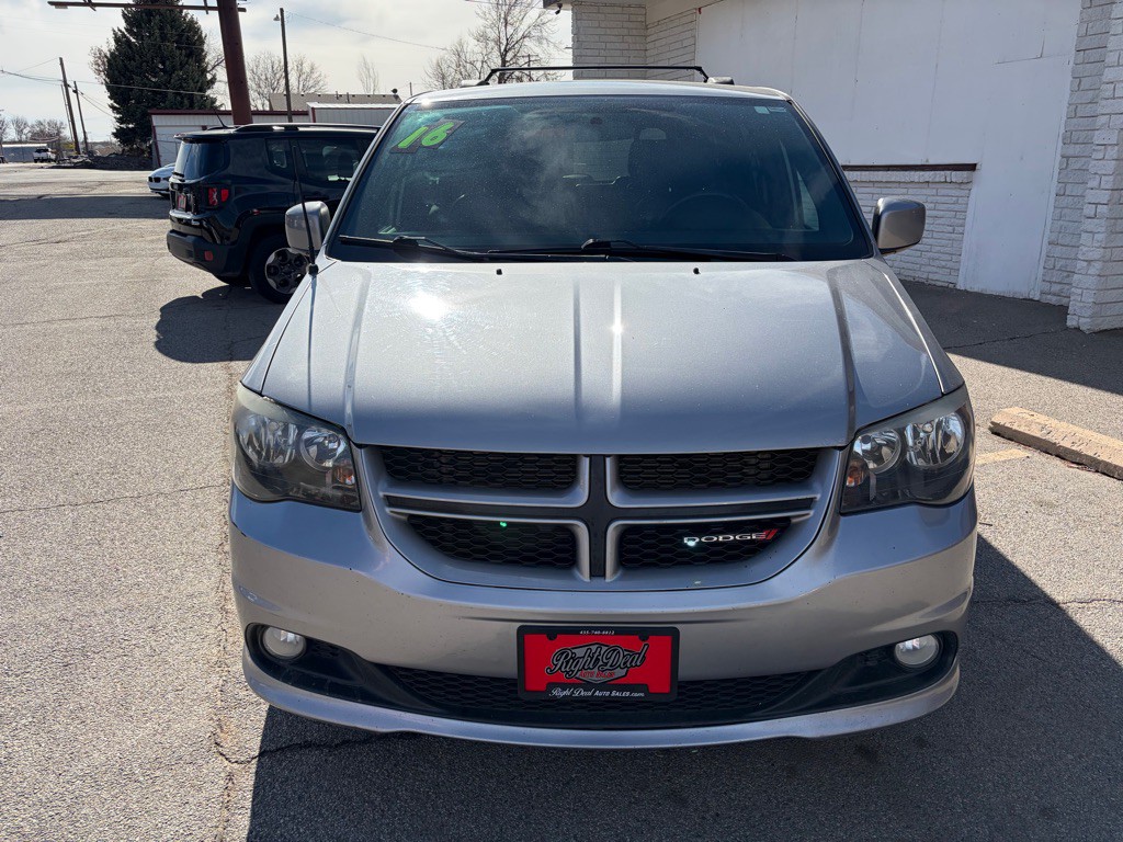 2016 Dodge Grand Caravan Image 2