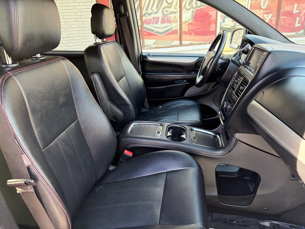 2016 Dodge Grand Caravan Image 21