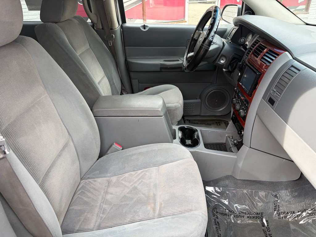 2004 Dodge Durango Image 18
