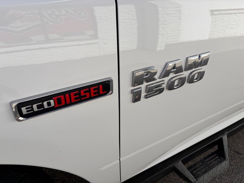 2016 RAM 1500 Image 9