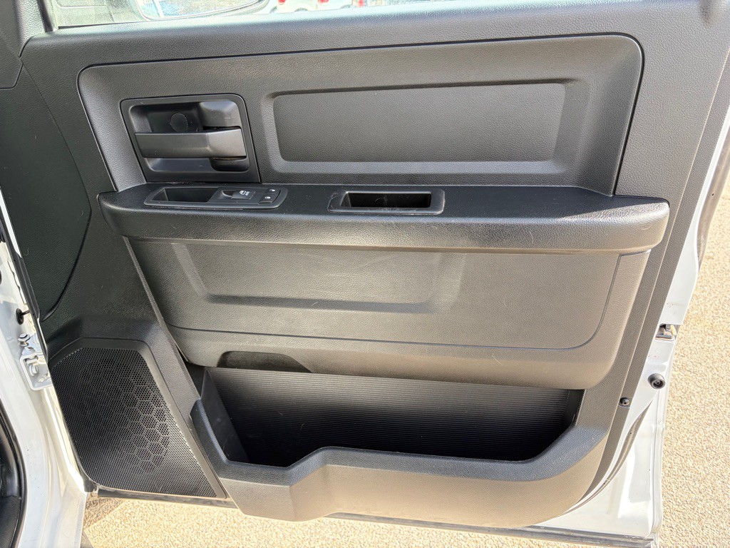 2016 RAM 1500 Image 23