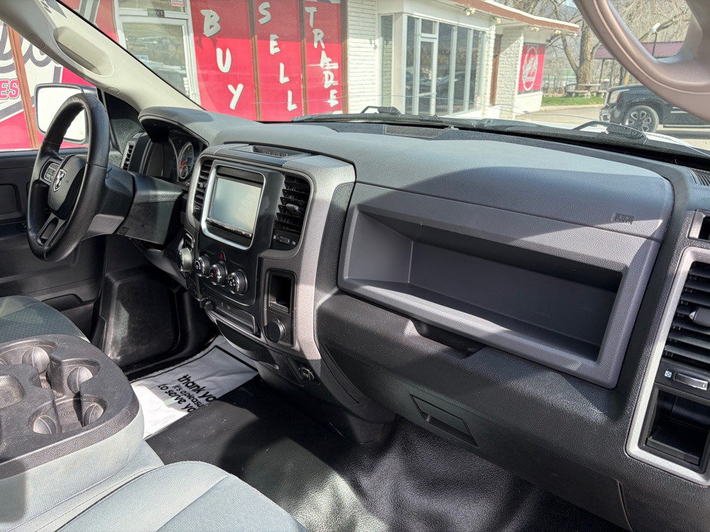 2016 RAM 1500 Image 25