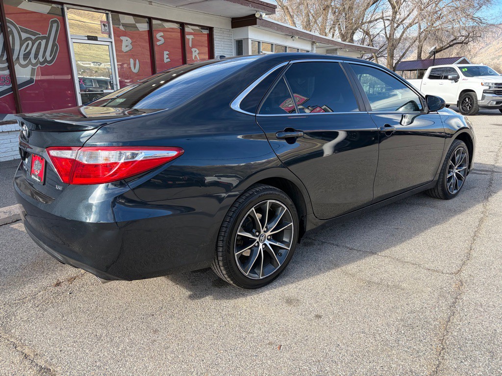 2015 Toyota Camry Image 7