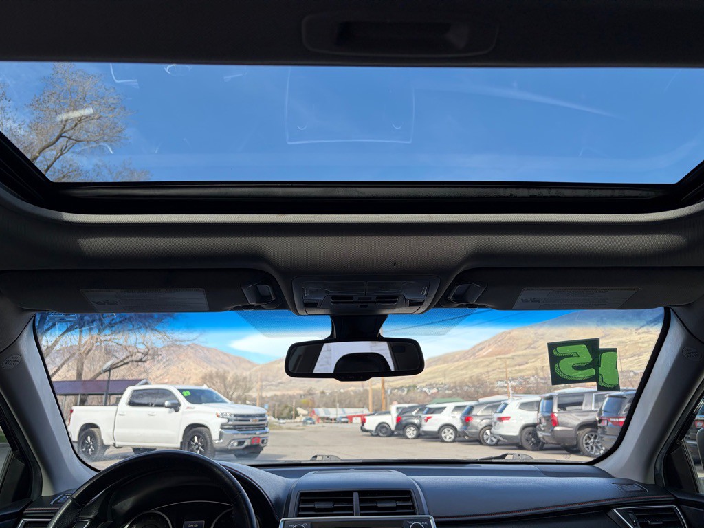 2015 Toyota Camry Image 21