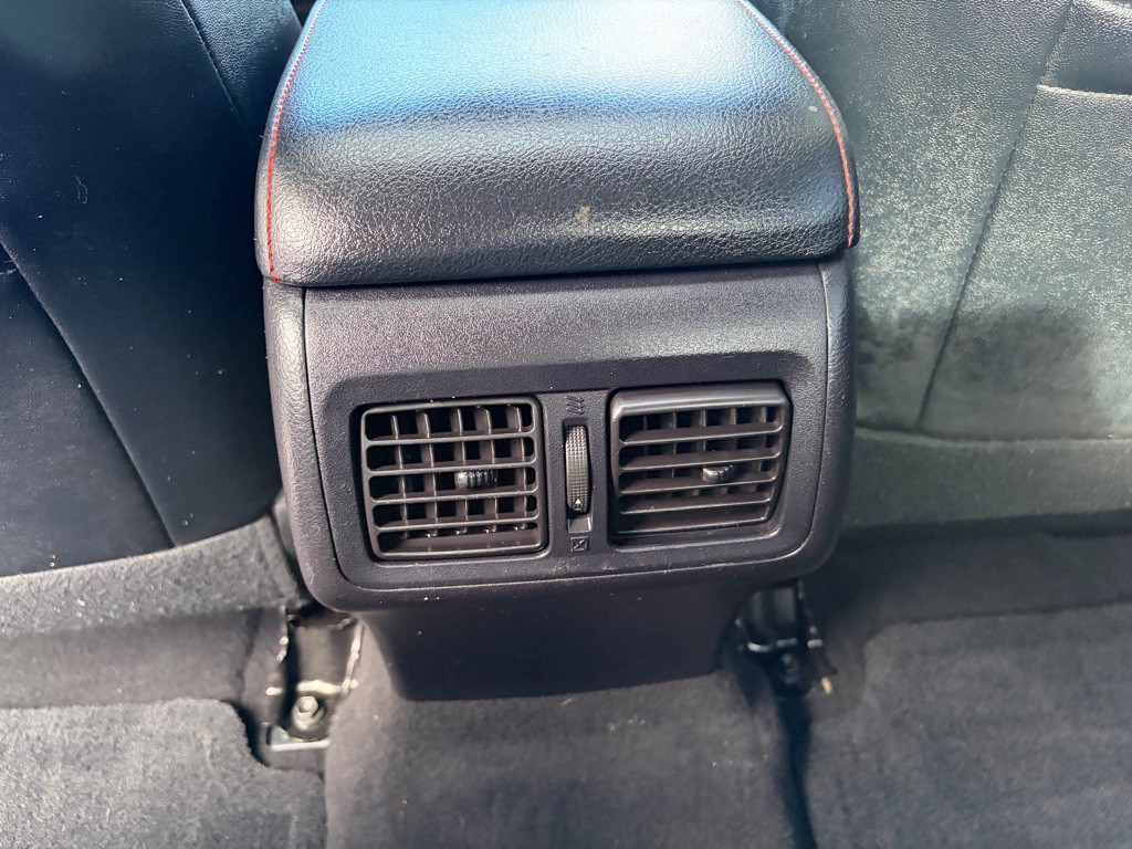 2015 Toyota Camry Image 22