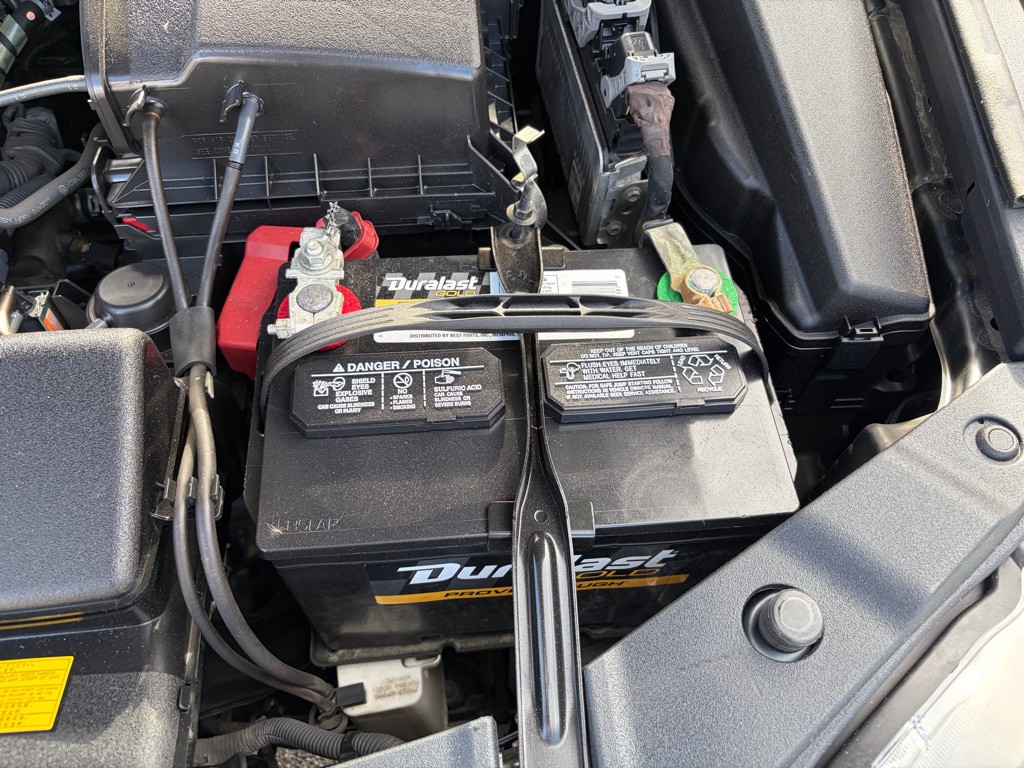 2015 Toyota Camry Image 32