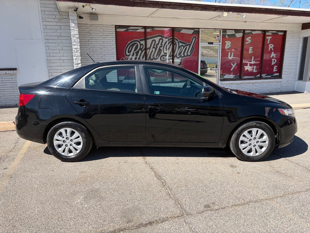 2012 Kia Forte Image 8