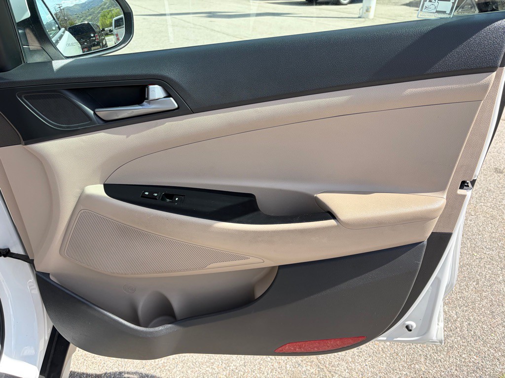 2017 Hyundai Tucson Image 19