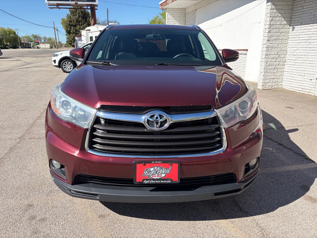 2016 Toyota Highlander Image 2