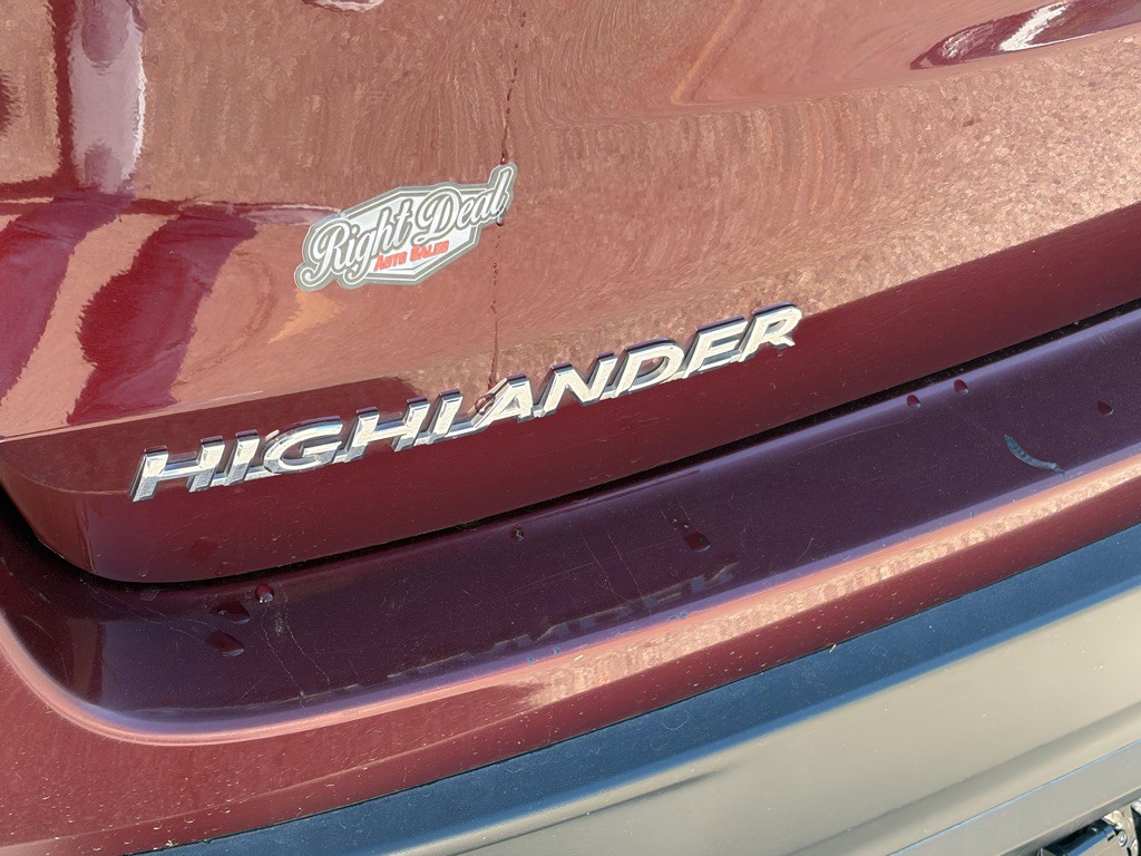 2016 Toyota Highlander Image 10