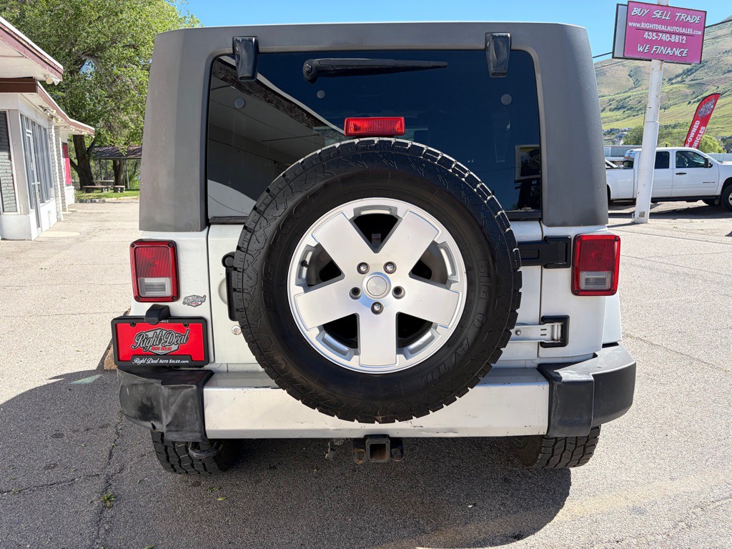 2010 Jeep Wrangler Unlimited Image 6