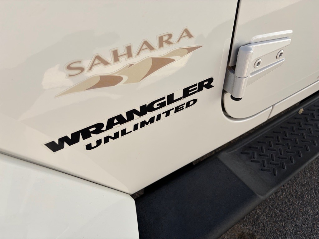 2010 Jeep Wrangler Unlimited Image 10