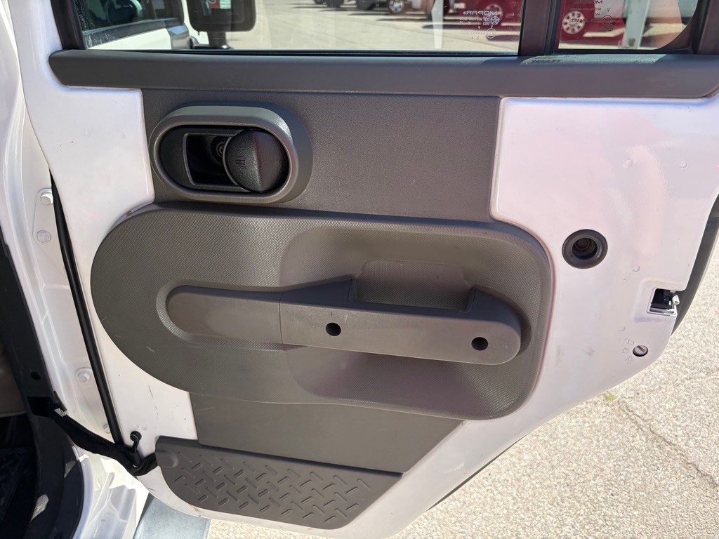 2010 Jeep Wrangler Unlimited Image 29