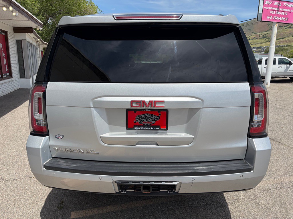 2016 GMC Yukon Image 6