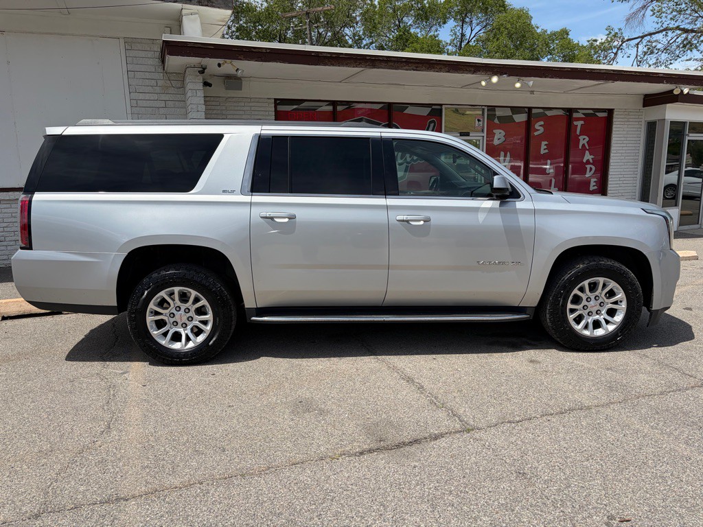 2016 GMC Yukon Image 8