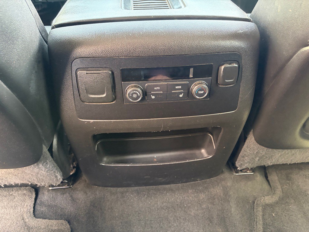 2016 GMC Yukon Image 21
