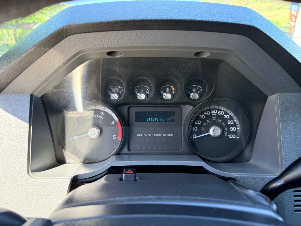 2011 Ford F-350 Image 17