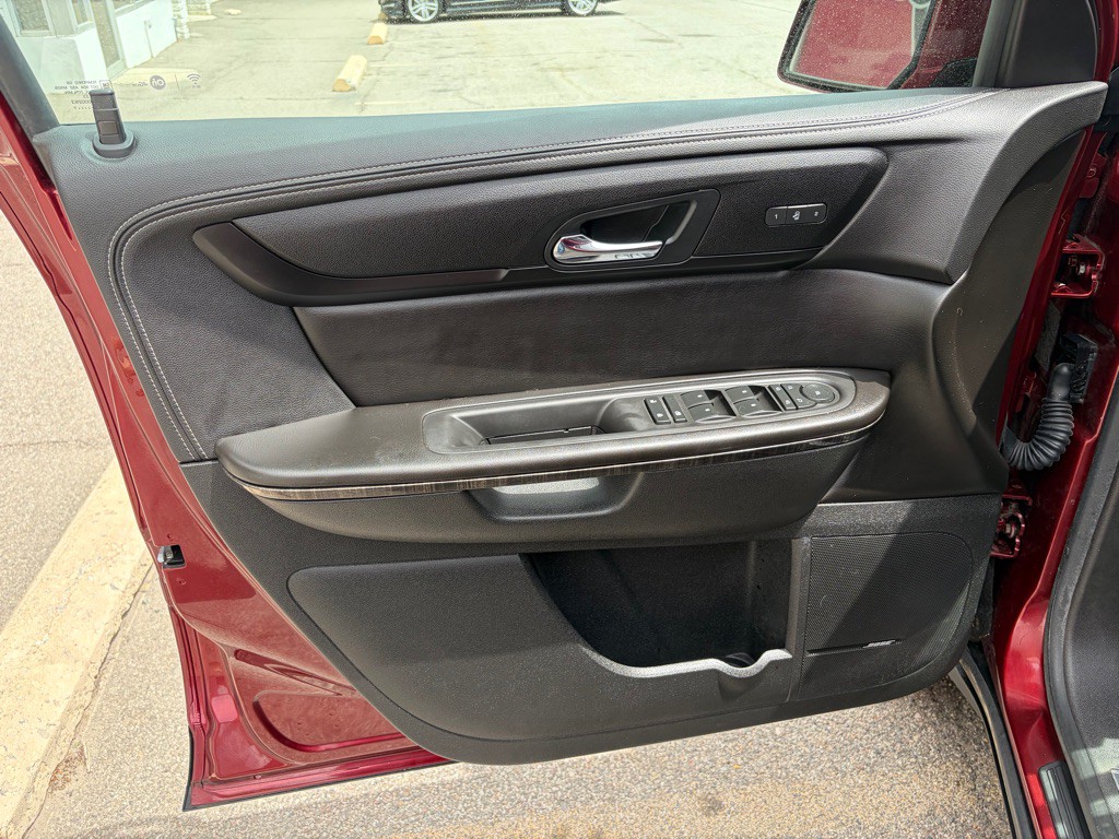 2017 GMC Acadia Image 13