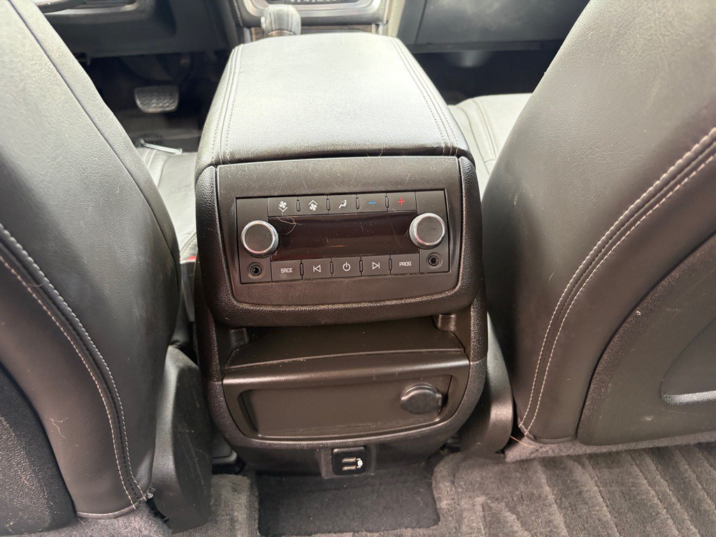 2017 GMC Acadia Image 19