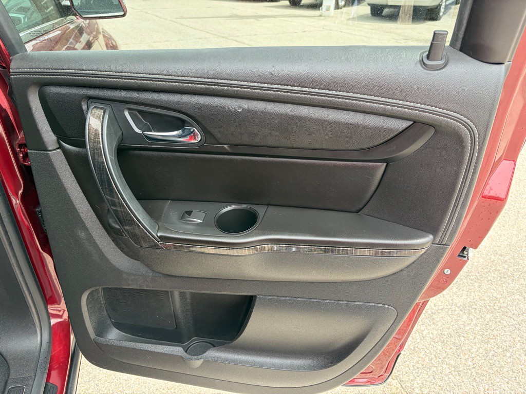 2017 GMC Acadia Image 26