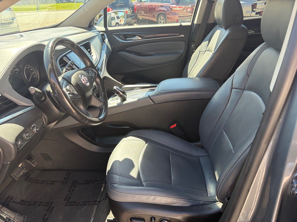2020 Buick Enclave Image 16