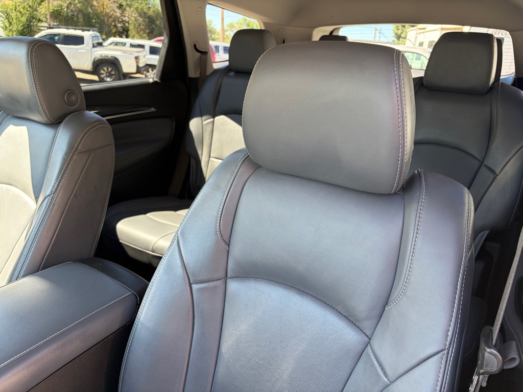 2020 Buick Enclave Image 17