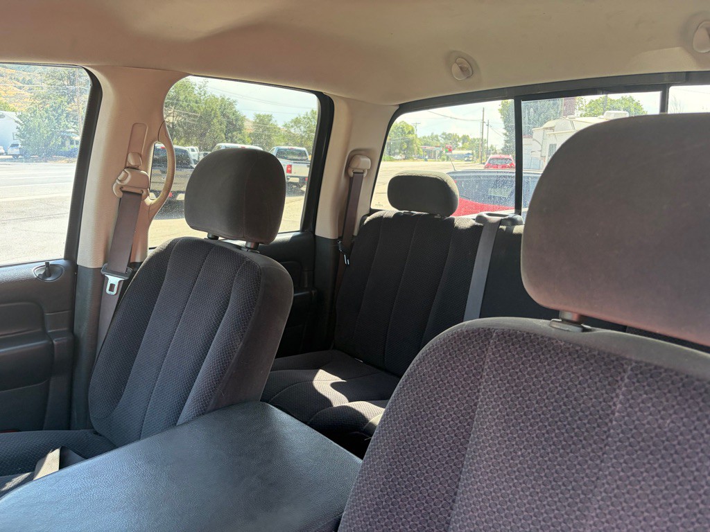 2005 Dodge Ram 2500 Image 16