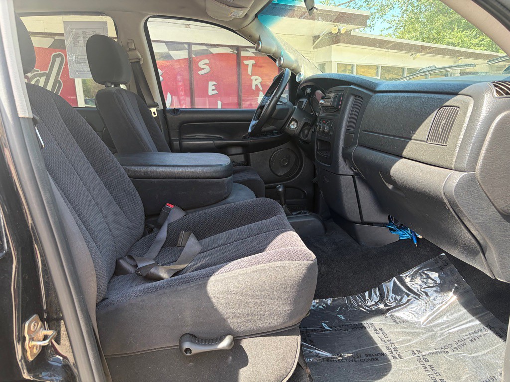 2005 Dodge Ram 2500 Image 21
