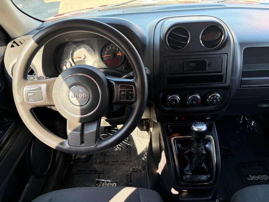 2015 Jeep Patriot Image 19