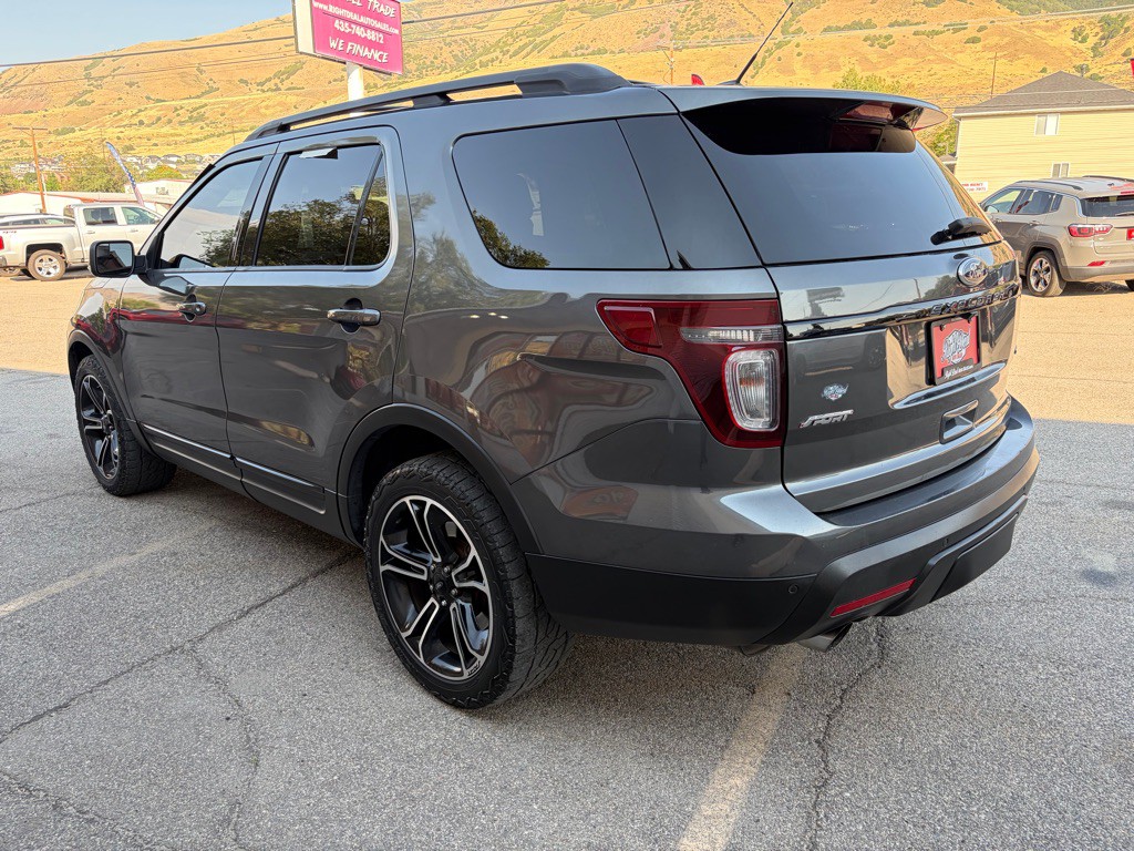 2015 Ford Explorer Image 5