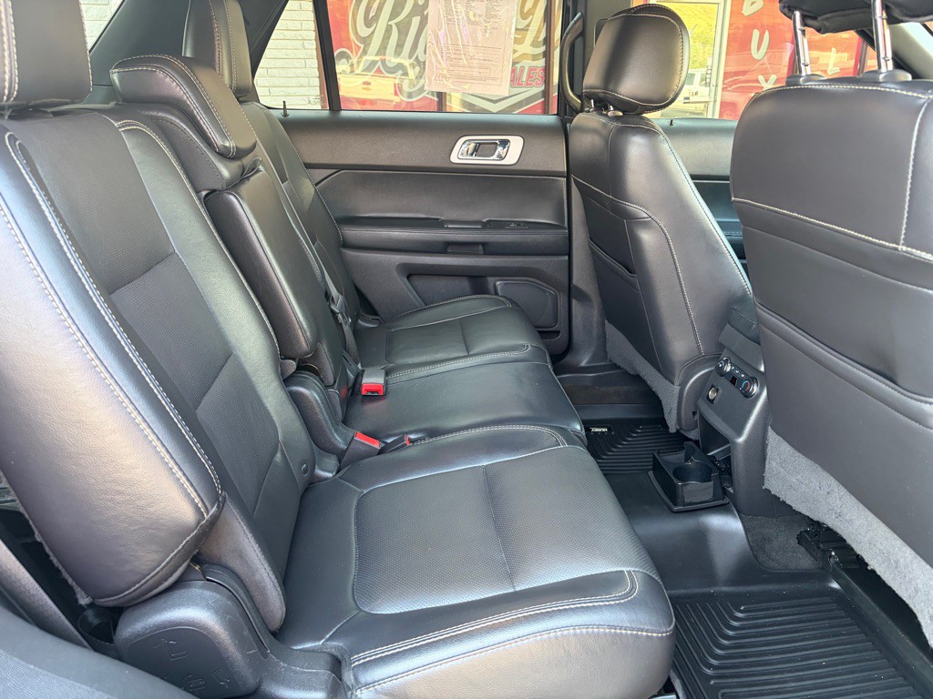 2015 Ford Explorer Image 27