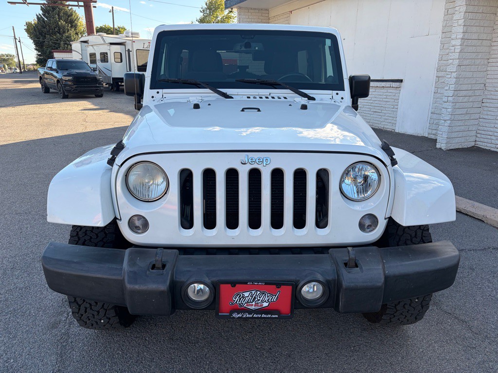 2014 Jeep Wrangler Unlimited Image 2