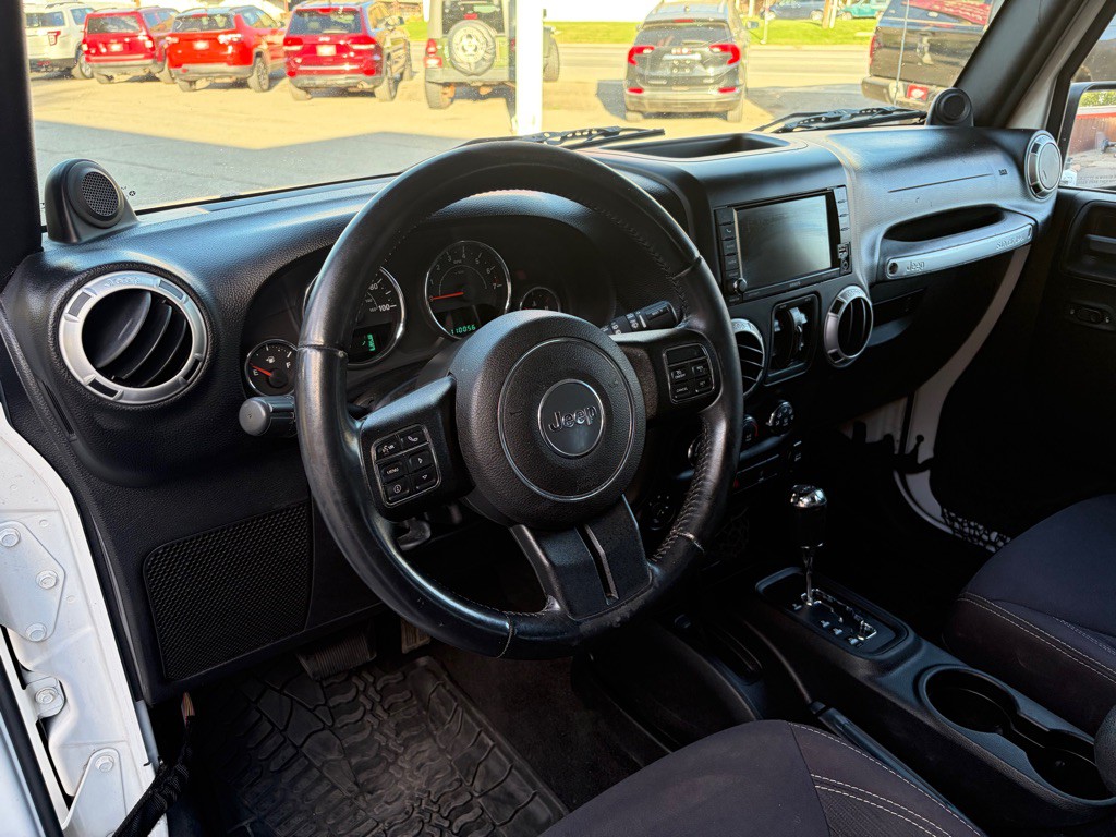 2014 Jeep Wrangler Unlimited Image 15