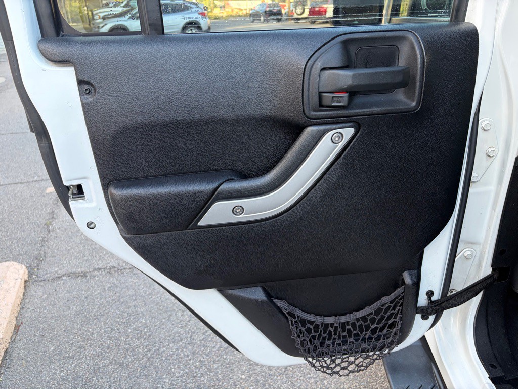 2014 Jeep Wrangler Unlimited Image 19