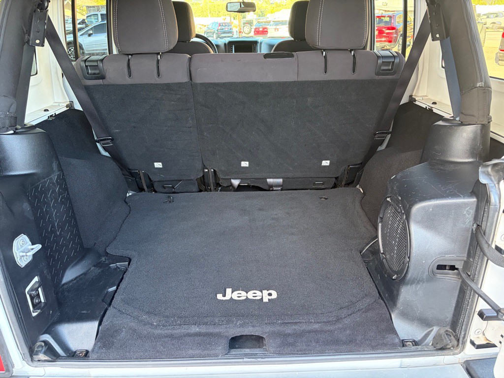 2014 Jeep Wrangler Unlimited Image 24