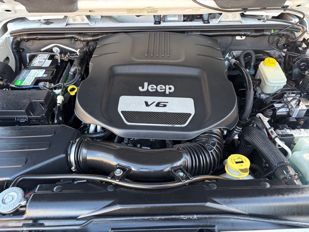 2014 Jeep Wrangler Unlimited Image 34